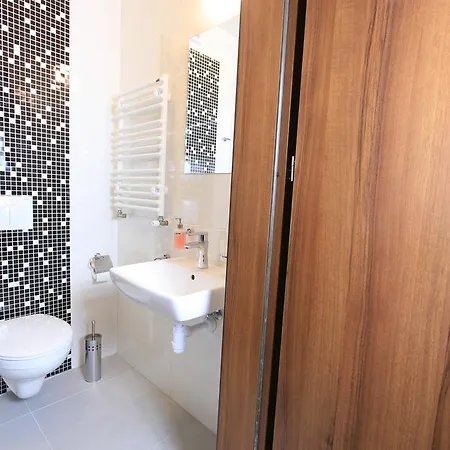 Szálloda Trzy Sosny 2*
