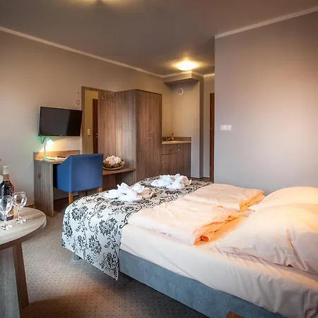 Hotel Trzy Sosny